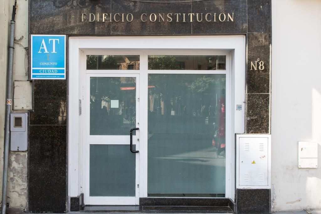 Apartamentos Diaber Edificio Constitución Sevilha Quarto foto
